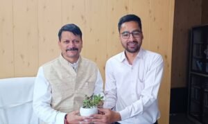 उत्तराखण्ड सरकार की मीडिया सलाहकार समिति के उपाध्यक्ष ध्रुव रौतेला ने जिला सूचना कार्यालय चम्पावत का निरीक्षण किया
