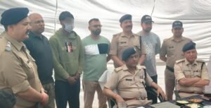 अपराध की कमाई से ‘रॉयल लाइफ’ का ख्वाब चकनाचूर: चोरी के जेवरात और चोरी की कमाई से खरीदी बाइक समेत शातिर अभियुक्त गिरफ्तार !