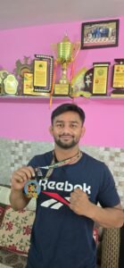 राजा पहलवान ने मिक्स मार्शल आर्ट इंडिया कॉम्बैट लीग नेशनल गेम में गोल्ड मेडल जीत किया शिक्षा नगरी का नाम रोशन