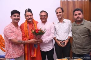 हल्द्वानी में मीडिया सलाहकार समिति उपाध्यक्ष के कैंप कार्यालय का शुभारंभ, पत्रकारों से किया संवाद