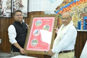 आयुक्त गढ़वाल मंडल श्री आनंद स्वरूप ने आज रुद्रप्रयाग पहुंचकर श्री केदारनाथ धाम यात्रा व्यवस्थाओं और आगामी मानसून सीजन के दौरान संभावित आपदाओं से निपटने हेतु की गई तैयारियों की व्यापक समीक्षा की