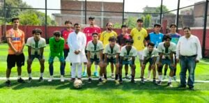 फुटबॉल प्रतियोगिता में विजयी खिलाड़ियों का पूर्व मेयर गौरव गोयल ने सम्मान कर किया उत्साह वर्धन,कहा क्षेत्रीय नहीं,बल्कि राष्ट्रीय व अंतरराष्ट्रीय स्तर पर बनाएं पहचान