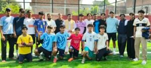 पूर्व मेयर गौरव गोयल ने फुटबॉल मैच में विजय टीम को किया सम्मानित,कहा यह खेल आज के युवाओं की पहली पसंद